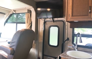 2016 Thor Motor Coach Axis 25.2