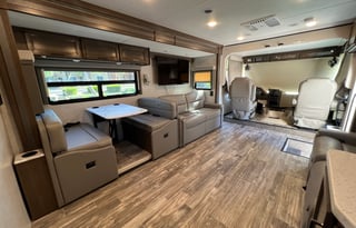 Luxury Your Way: A 5-Star Glamping Oasis