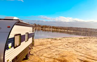 **Rent my 2022 RV Delivered to RV Parks+Sleeps 5**