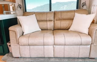 2000 Fleetwood Southwind Limited