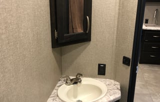 Grand Design Imagine 2400BH