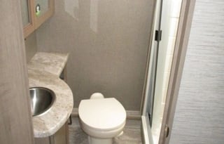 2021 Thor Motor Coach Daybreak 30DB