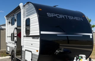 2026 KZ Sportsmen 130bh - Modern | Fully Loaded!!