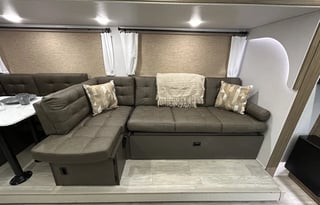 2025 Forest River RV Wildwood X-Lite 273QBXL