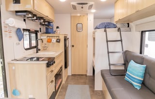 Easy SUV Towable Sleeps 4 Bunkhouse Has Everything