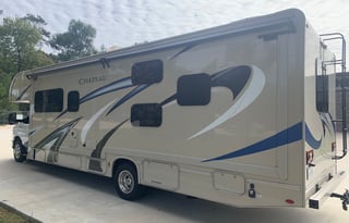 Unlimited Miles! Sleeps 12 - Bunk House  -5 TVs!