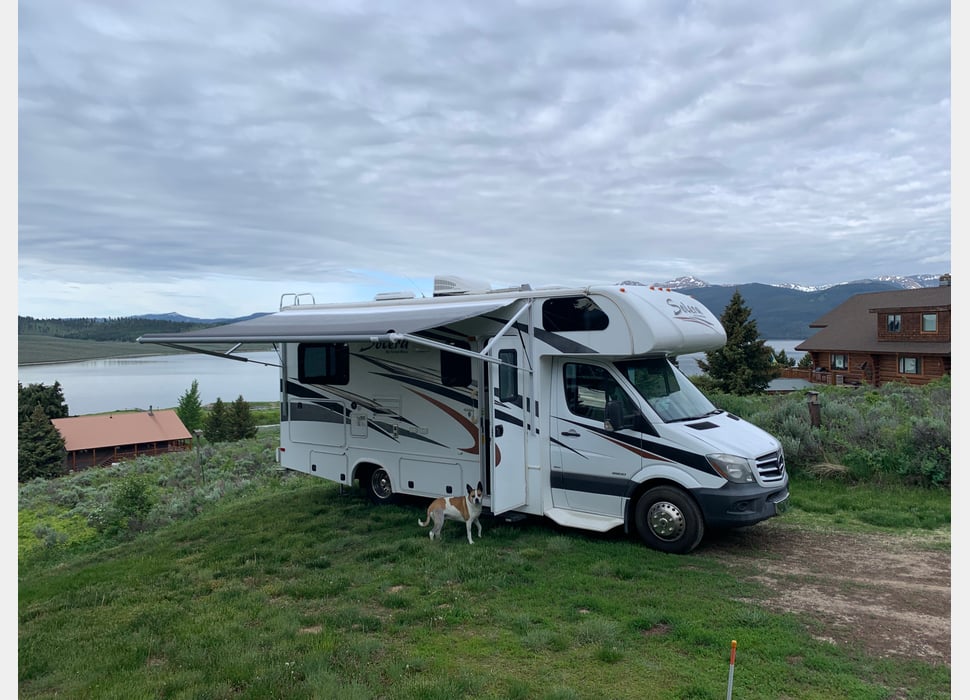 Class C Motor Home rentals in Lehigh Acres