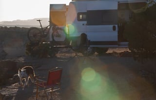 Serenity - Your Cozy Home on Wheels