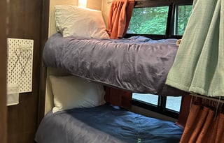 The Queen Bea: Class C 2018 Jayco Greyhawk 31FS