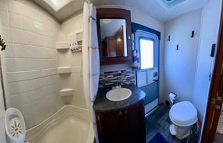 Ozzie’s Family  Camper Rental!