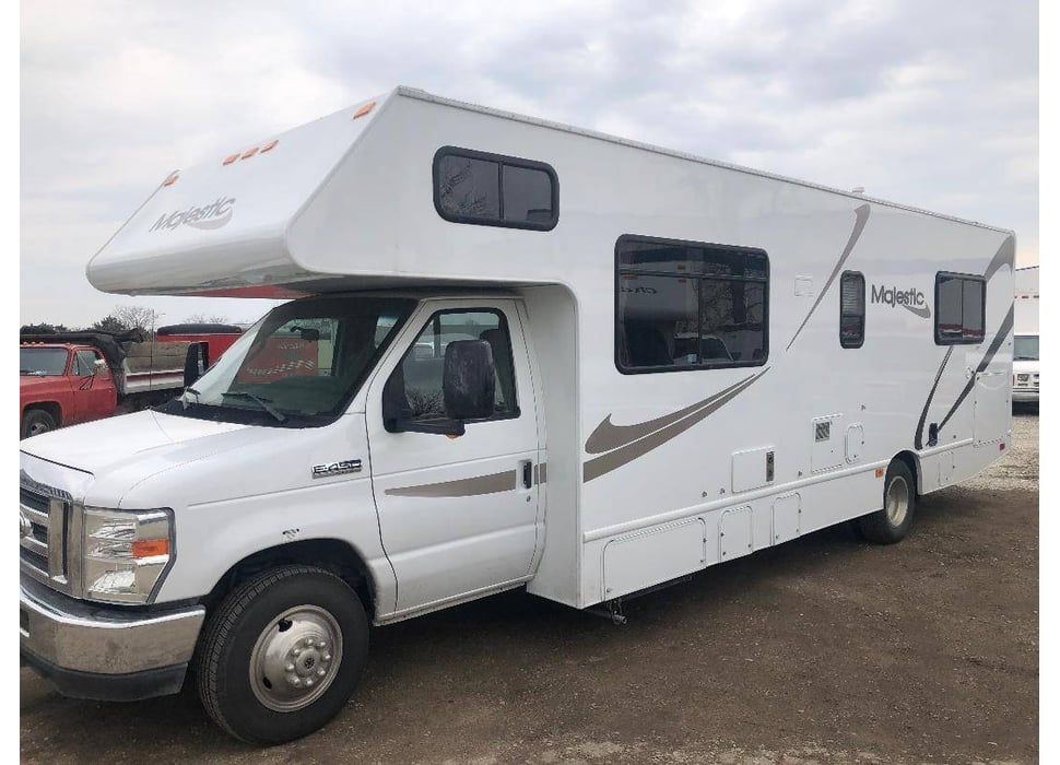 Class C Motor Home rentals in Bartlett