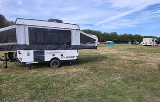 2018 Coachmen RV Clipper Camping Trailers 107LS
