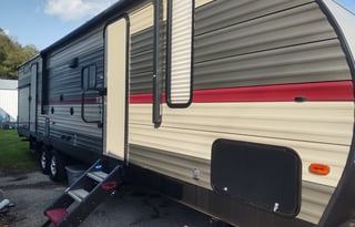 2018  30ft Forest River Cherokee