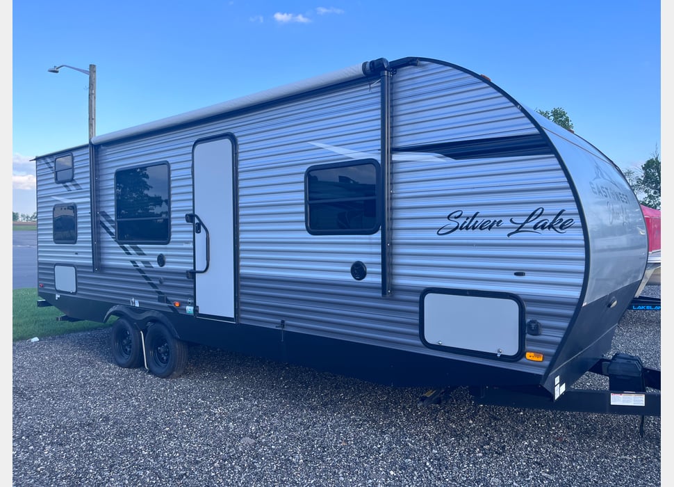 Travel Trailer rentals in Hope