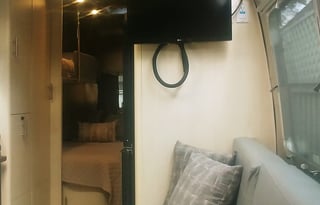 NEW! Airstream Flying Cloud 23' (Sarah Jane)