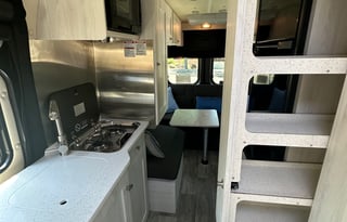 "iVan" - NEW 2023 RoadTrek Zion Slumber - Luxury