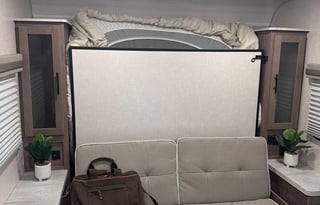 The Labrador Lodge – Pet-Friendly, Off-Grid Camper