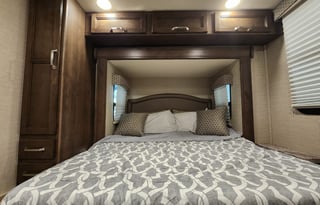 2019 Jayco Melbourne 24K