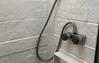 Pocket-Friendly Paradise: Spacious + 125 Miles