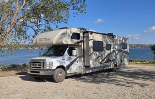 Roam Free RV Rental- Family Friendly RV Rental
