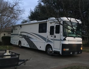 Fleetwood RV Expedition 36M