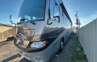 Your AZ Luxury Escape -4–Diesel Dutch Star"Newmar"