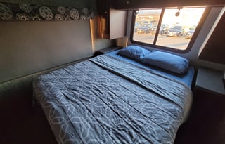 JANICE-2018 Forest River Sunseeker Bunkhouse