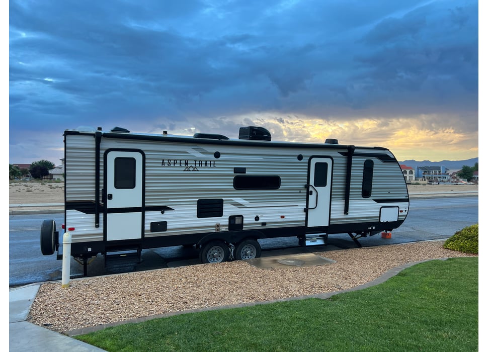 Travel Trailer rentals in Highland