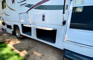 Updated 2009 Winnebago Chalet Chalet 30RB