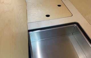 Retro Style Teardrop Camping Trailer (Santa Cruz)