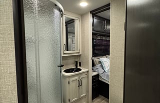 Family - Friendly 32ft Class C  < Sleeps 8   >