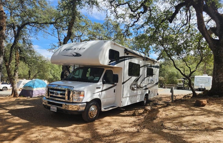 RV at Collins lake. Fits perfect in a pull in site