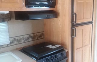 2006 Crossroads Cross Force Cruiser. Built in generator.