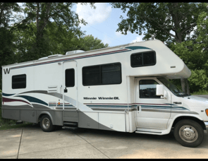 Winnebago Minnie Winnie 31HP