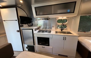 2020 Airstream RV Caravel 22FB