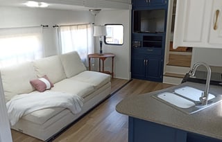 RV full fresh renovated, come and enjoy it.