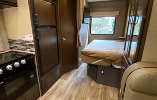 2019 Mercedes Thor Freedom Elite 24FE  DIESEL FUEL