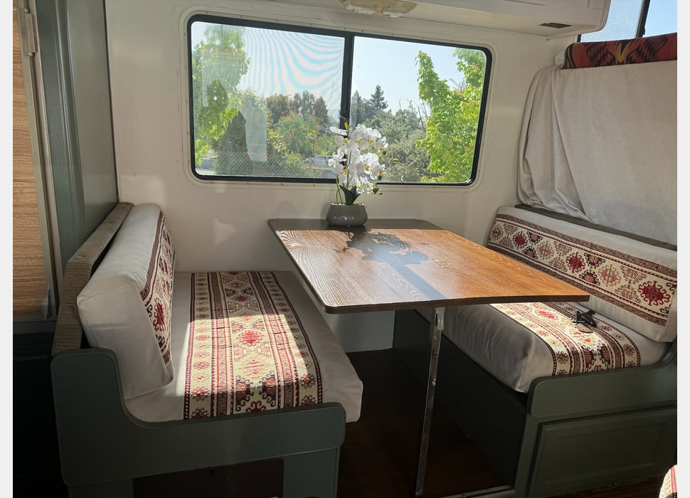 Class C Motor Home rentals in ELK GROVE