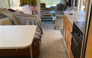 Your Adventurer Awaits in this Comfy Motorcoach