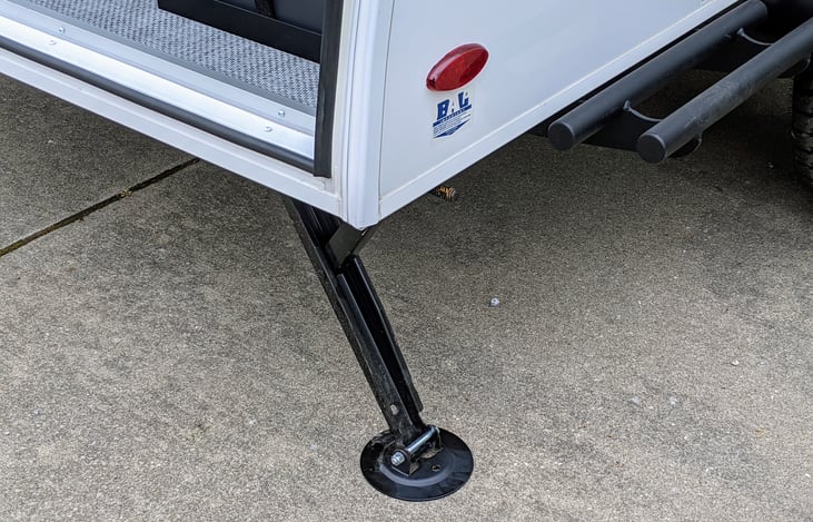 Stabilizer jacks keeps the Luna Rover steady when at camp. We provide instructions before every trip!