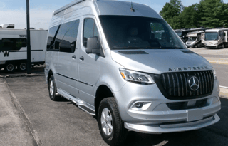 CLEAN AND COZY 2026 Airstream