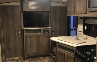 2018 Cruiser RV MPG 2800 QB
