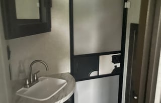 2021 Crossroads Cruiser Aire 33bhb