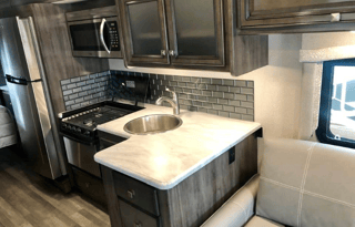 All Inclusive Fleetwood Flair 29M 2019 View RV