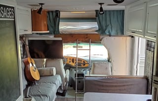 2000 Fleetwood RV Tioga 25G