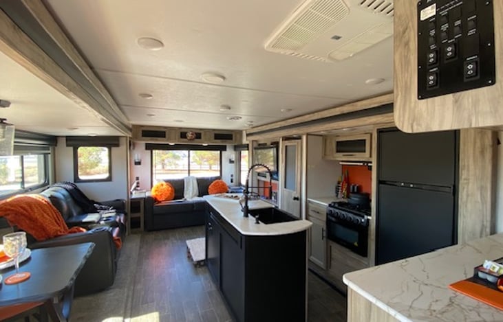 Overview with Control panel above coffee bar.