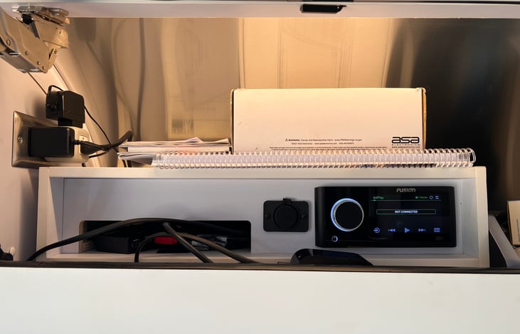 Bluetooth stereo surround sound system