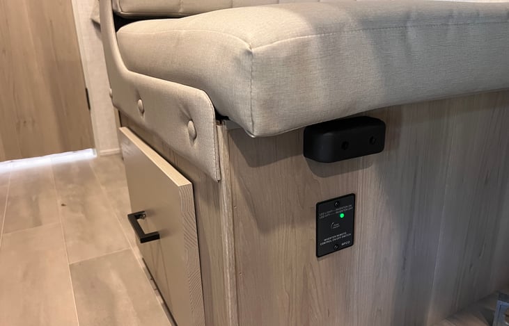 DC to AC inverter to power all the outlets.