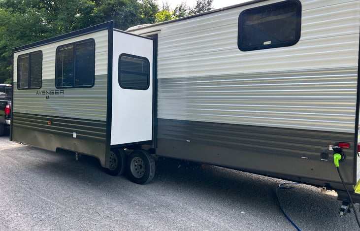 Slide out for dinette and loveseat