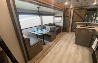 2022 Forest River RV Surveyor Legend 276BHLE